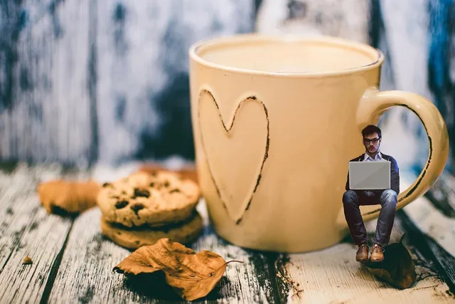 Yellow Go Write Now Diner Mug
